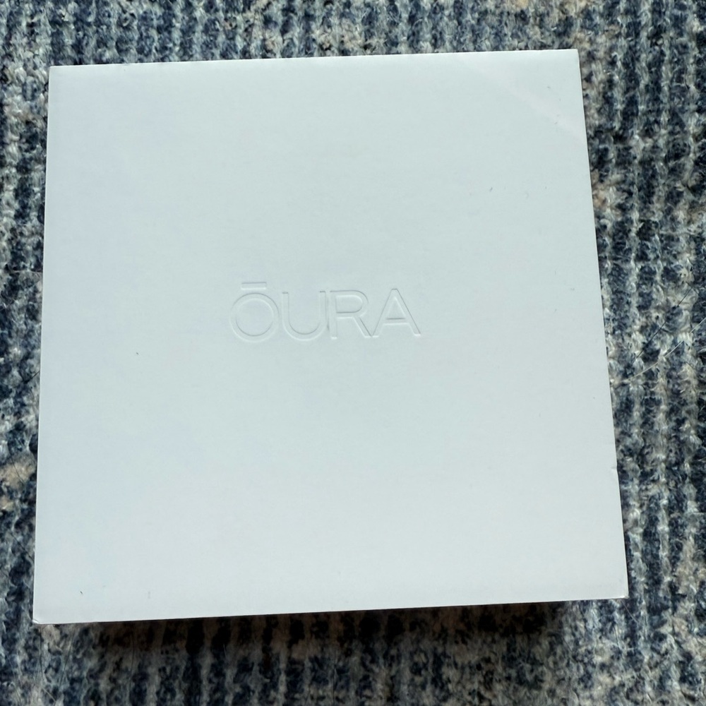 ŌURA White Box